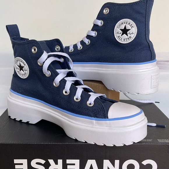 Converse WMNS CTAS A06342C
CTAS LUGGED LIFT H NAVY/LT BLUE /WHITE
Platform Snkrs - Picture 9 of 16